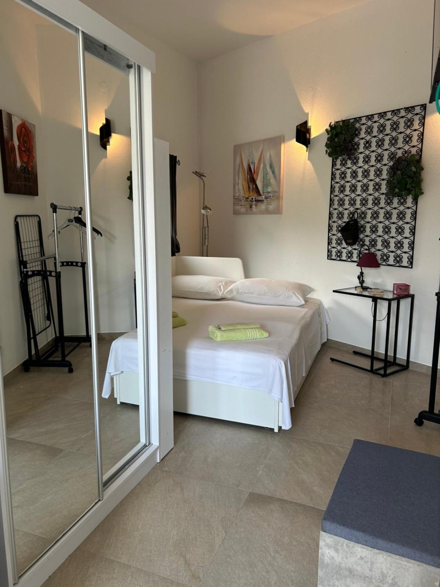 Apartment Nika 2 Ika